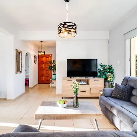 Vilă Soraya 1 By Ezoria