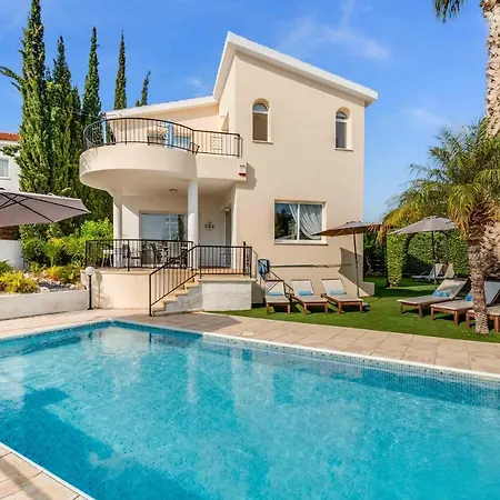 Villa Soraya 1 By Ezoria Coral Bay