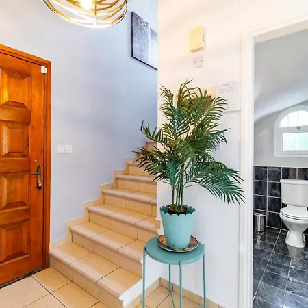 Villa Soraya 1 By Ezoria Coral Bay