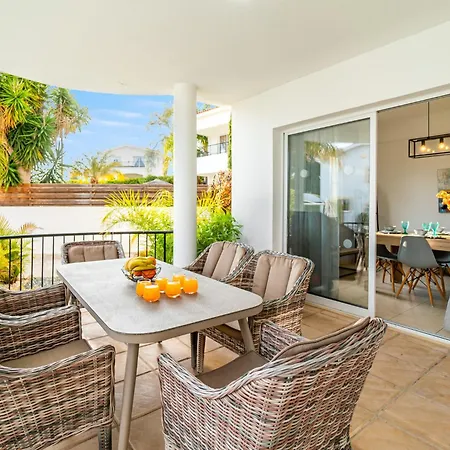 Villa Soraya 1 By Ezoria Coral Bay