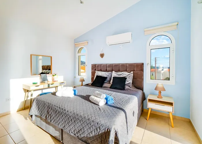 Soraya 1 By Ezoria Villa *